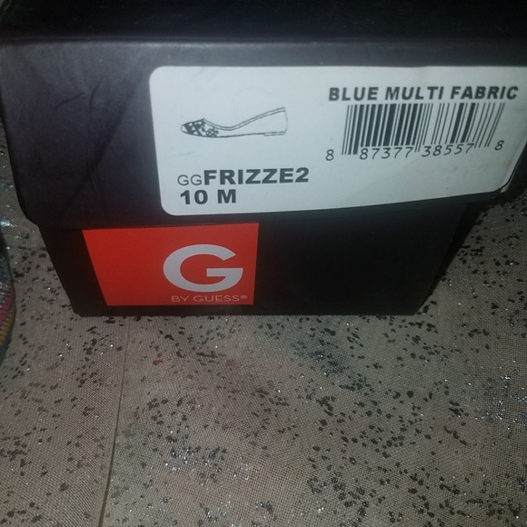 Shoe - Picture 3 of 3